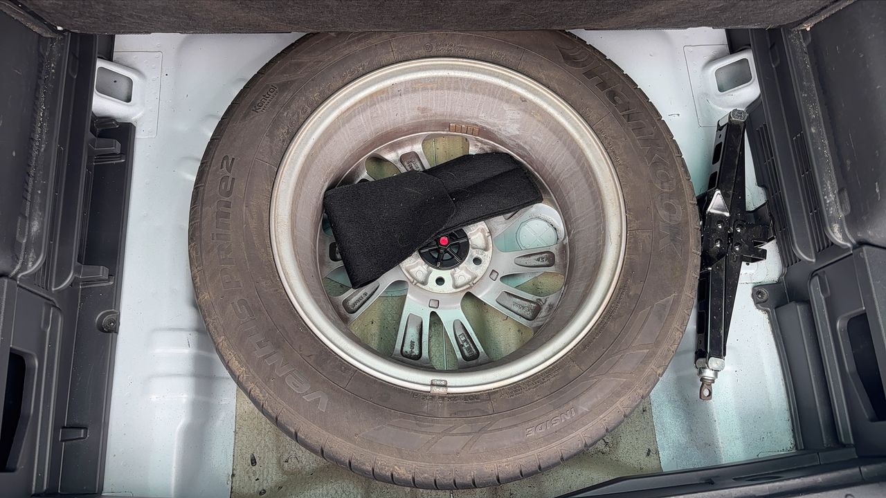 Photo de la roue de secours 1