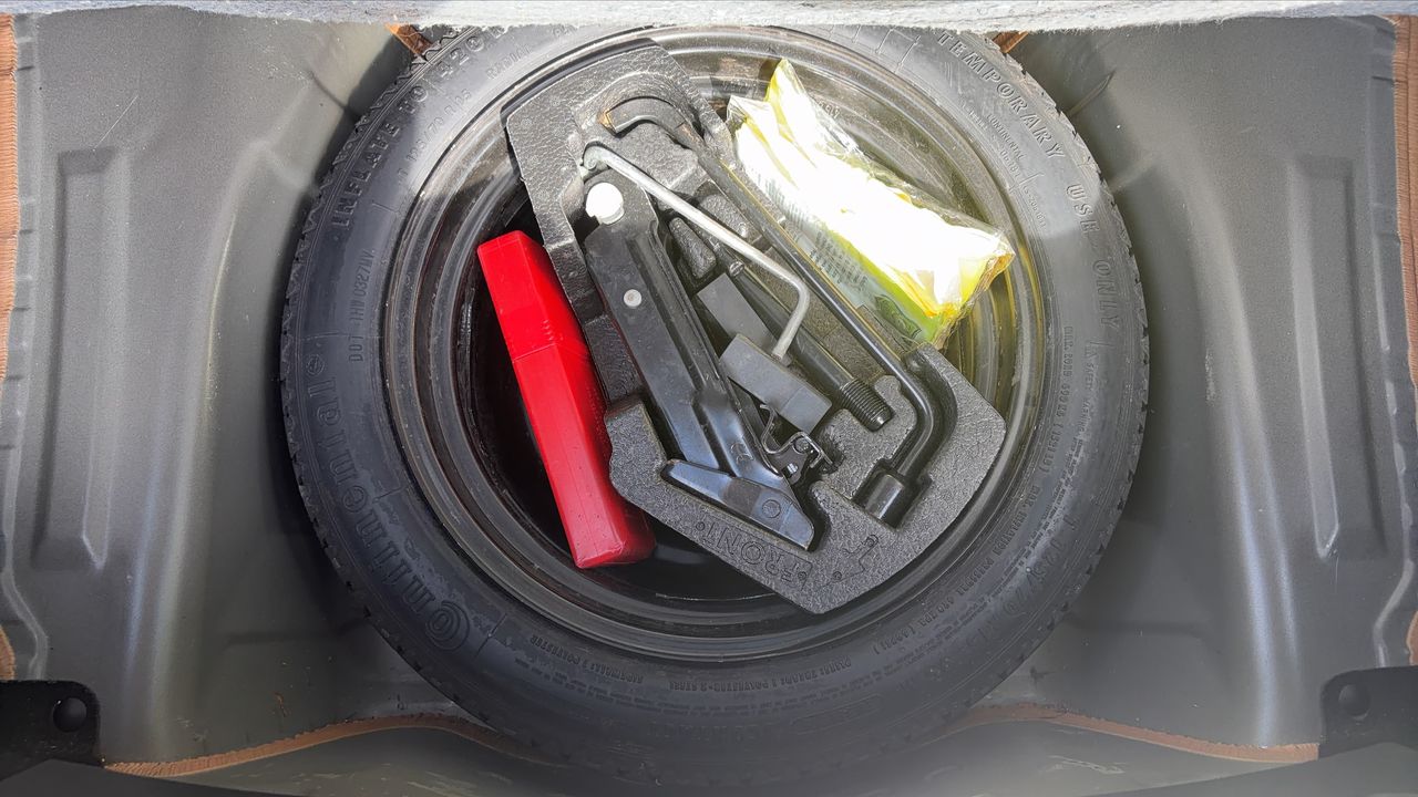 Photo de la roue de secours 1