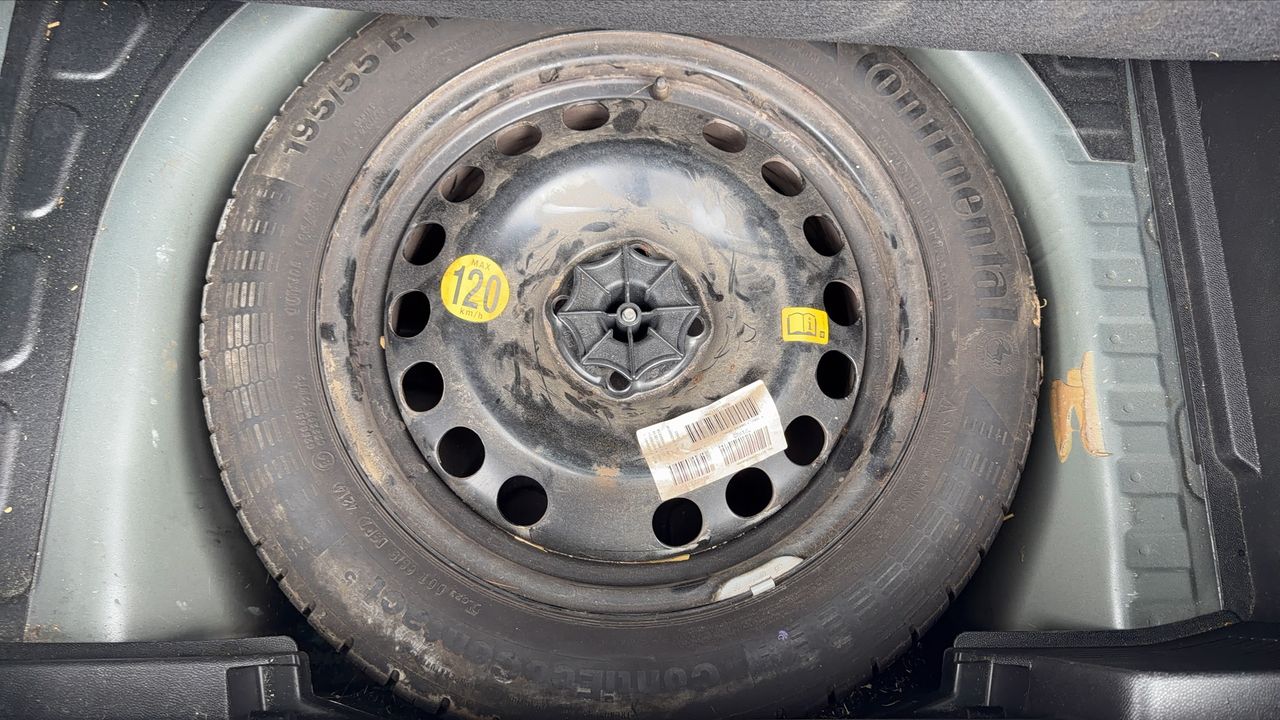 Photo de la roue de secours 1