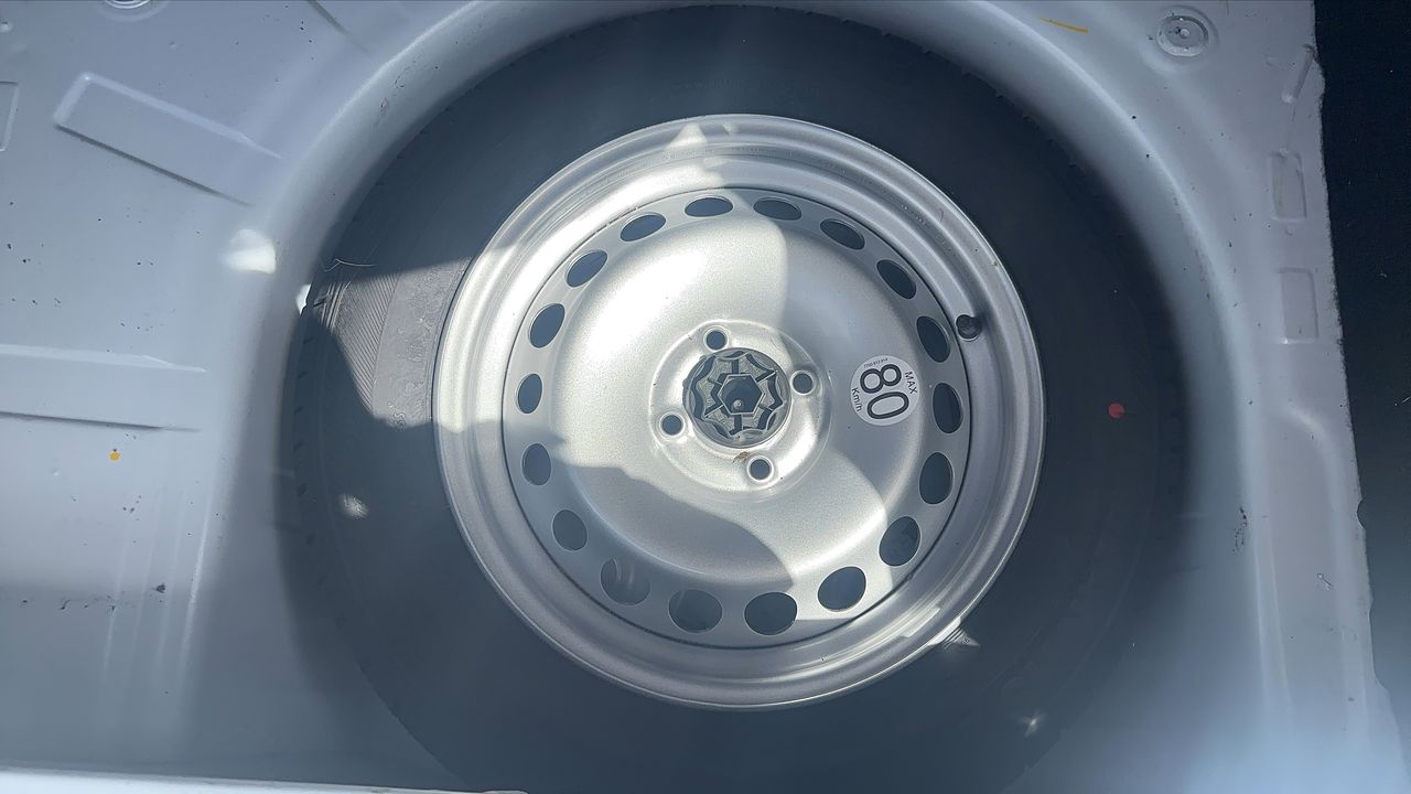 Photo de la roue de secours 1
