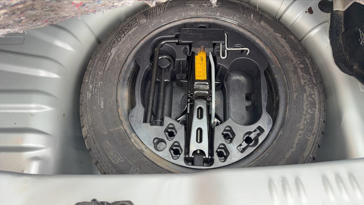 Photo de la roue de secours 1