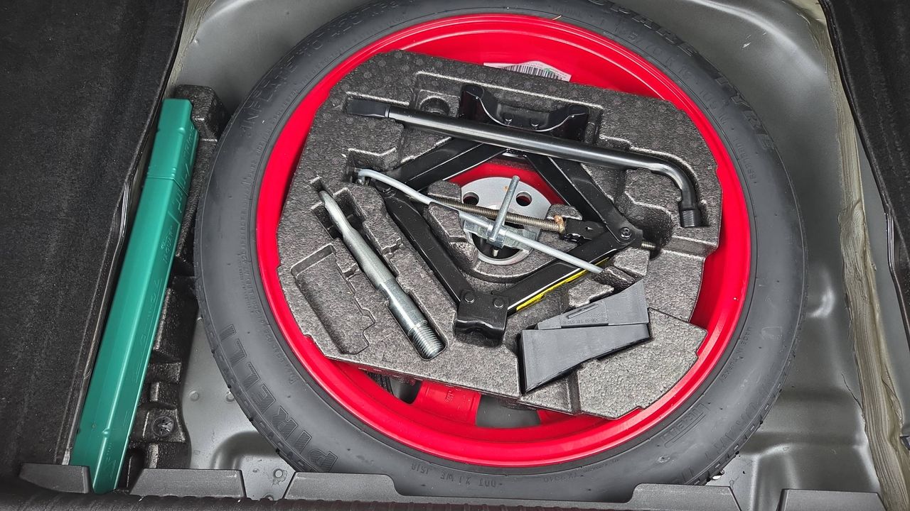 Photo de la roue de secours 1