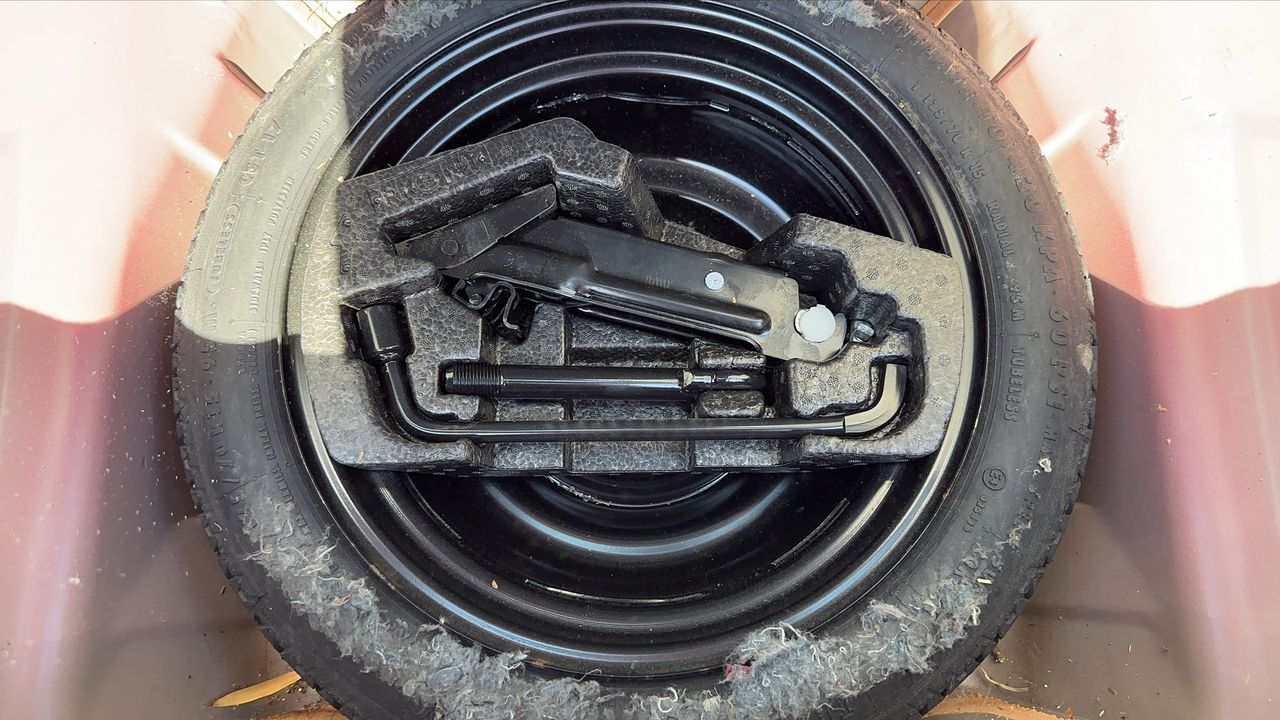 Photo de la roue de secours 1