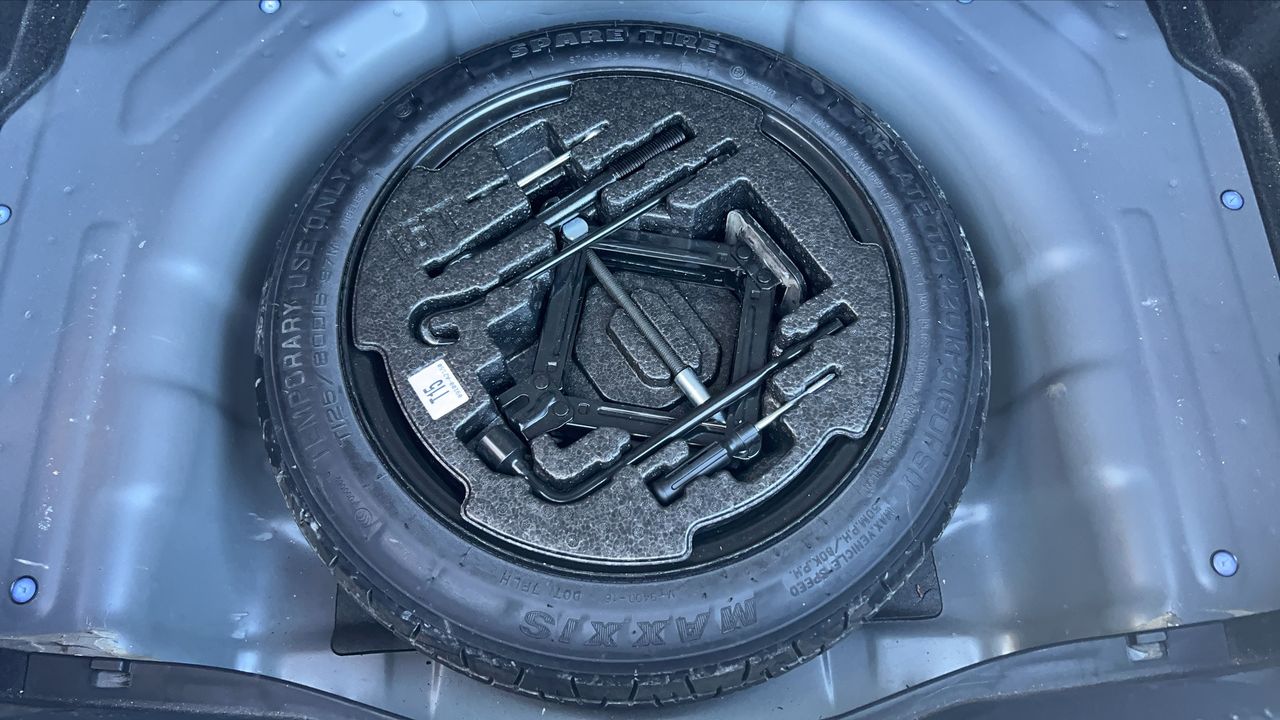 Photo de la roue de secours 1