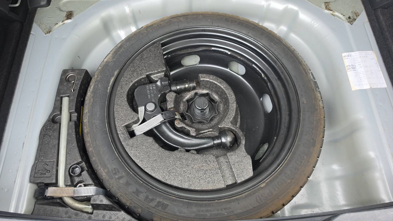 Photo de la roue de secours 1