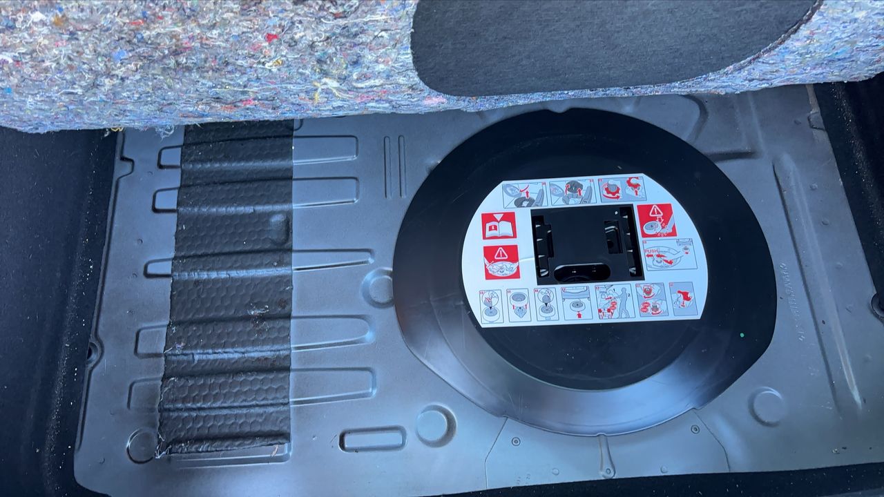 Photo de la roue de secours 1