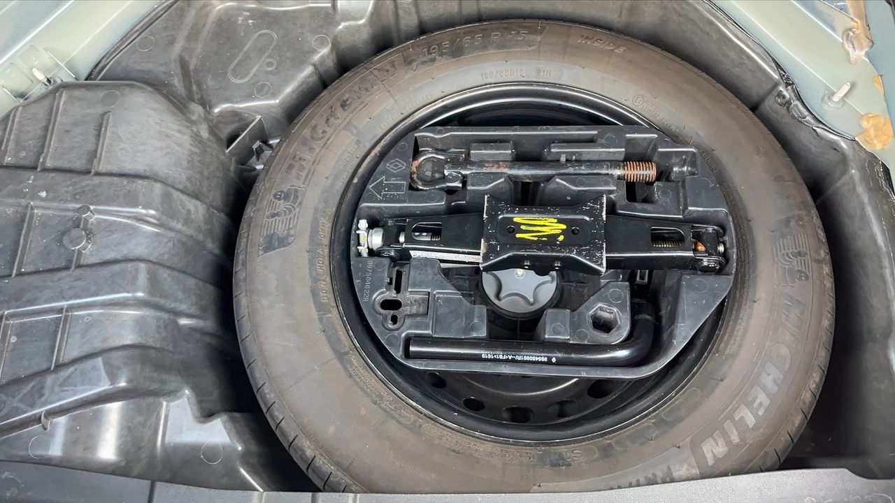 Photo de la roue de secours 1
