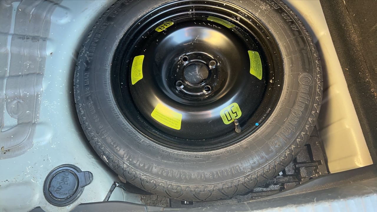 Photo de la roue de secours 1