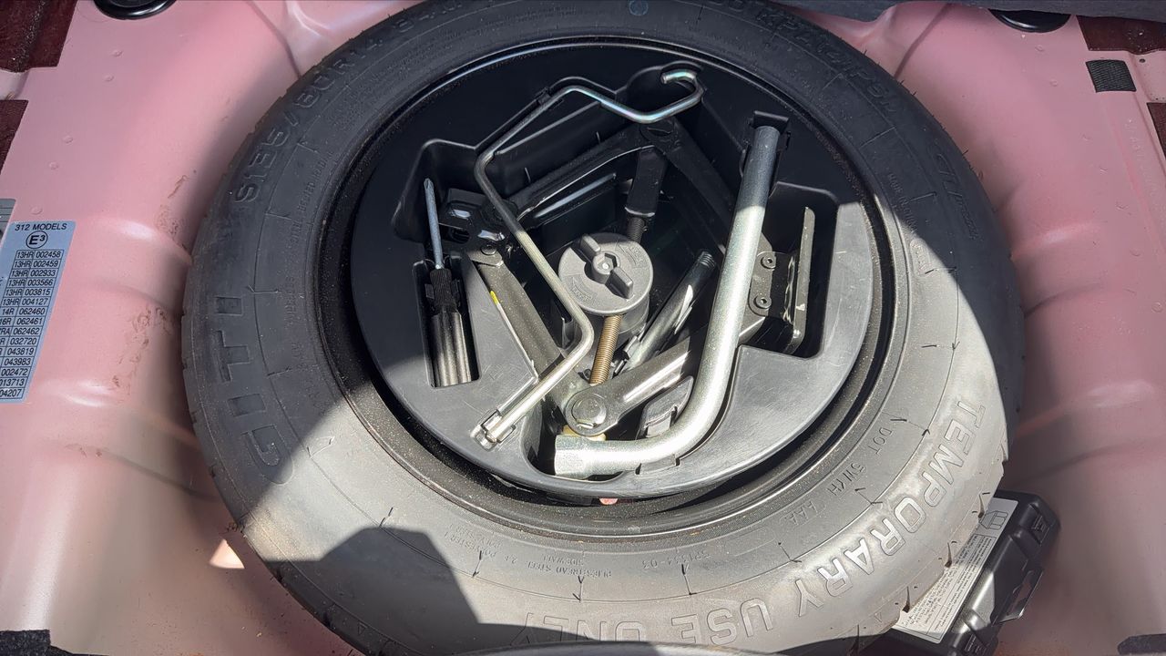 Photo de la roue de secours 1