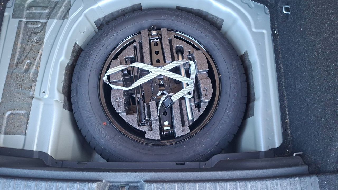 Photo de la roue de secours 1