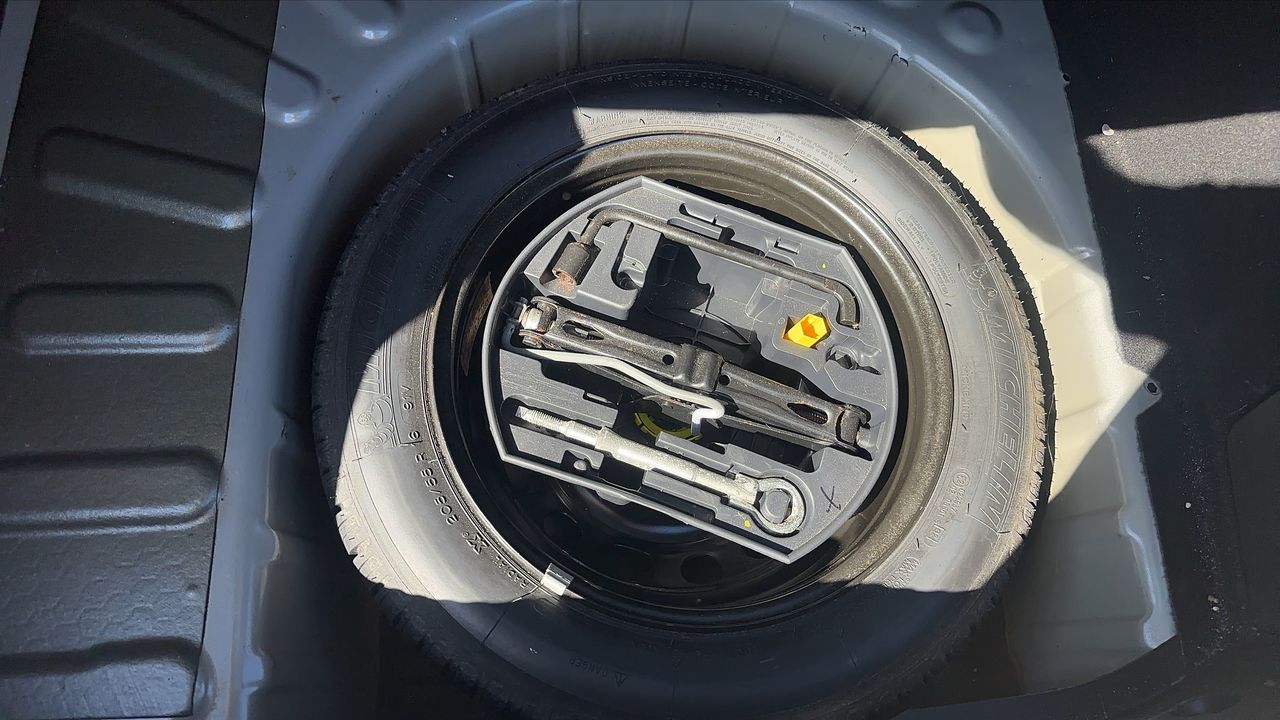 Photo de la roue de secours 1