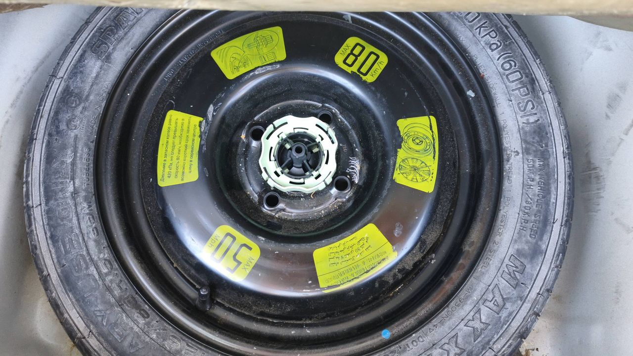 Photo de la roue de secours 1