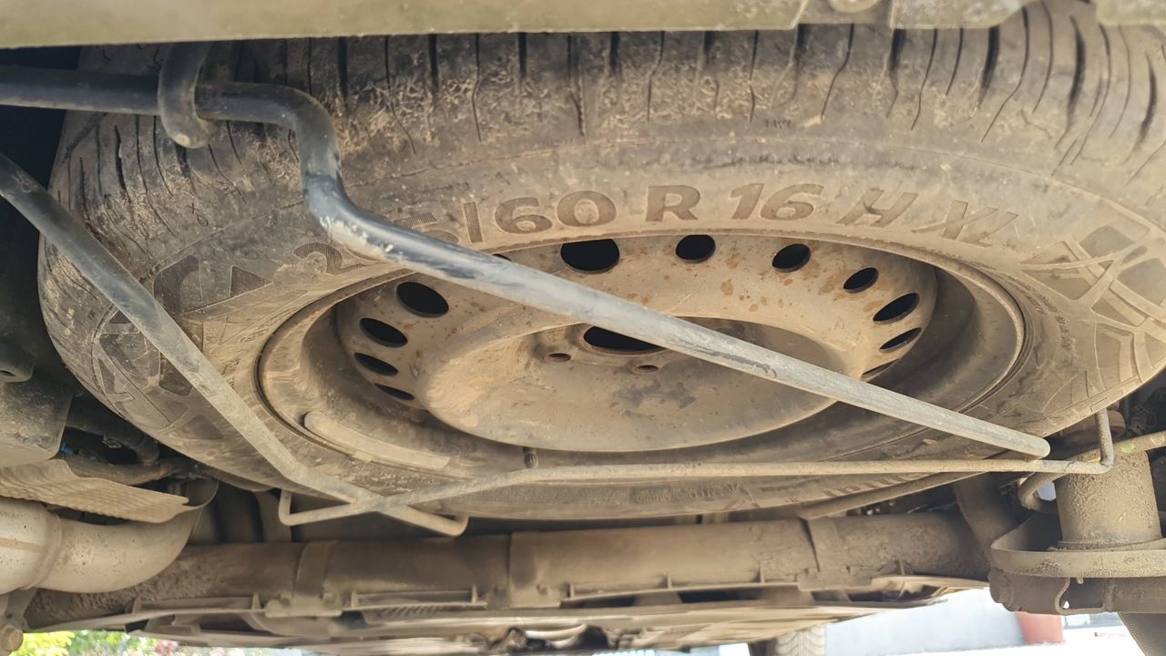 Photo de la roue de secours 1