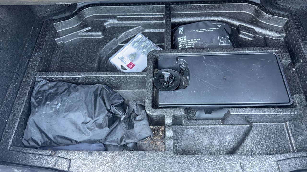 Photo de la roue de secours 1