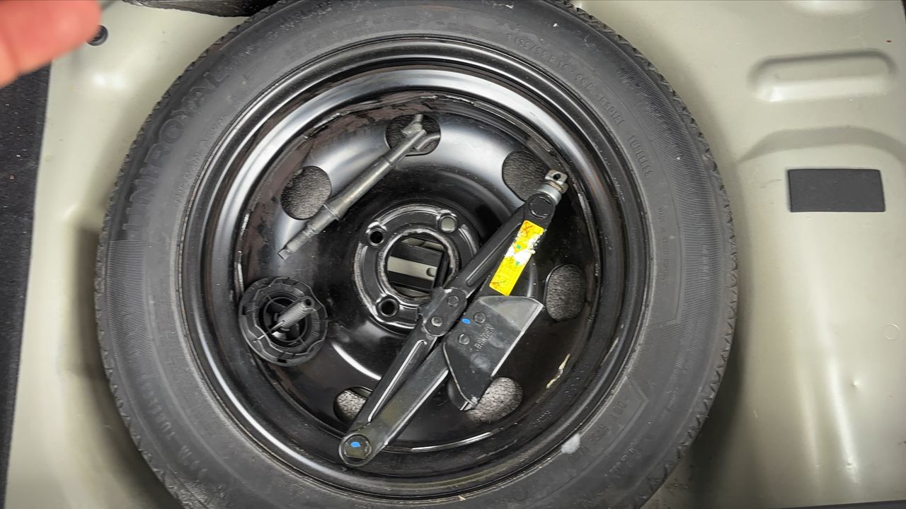 Photo de la roue de secours 1