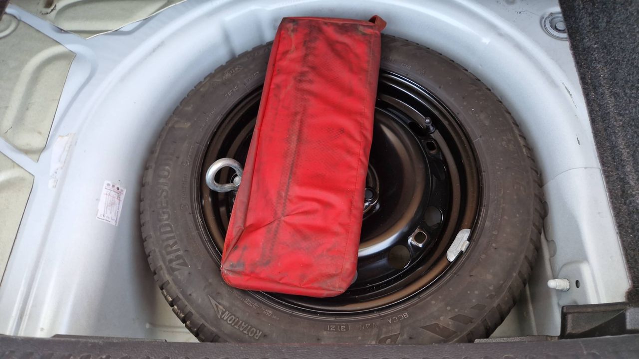 Photo de la roue de secours 1