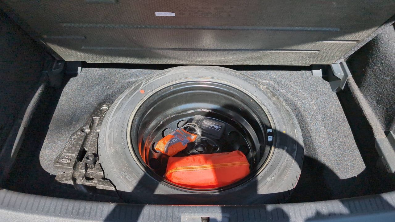 Photo de la roue de secours 1