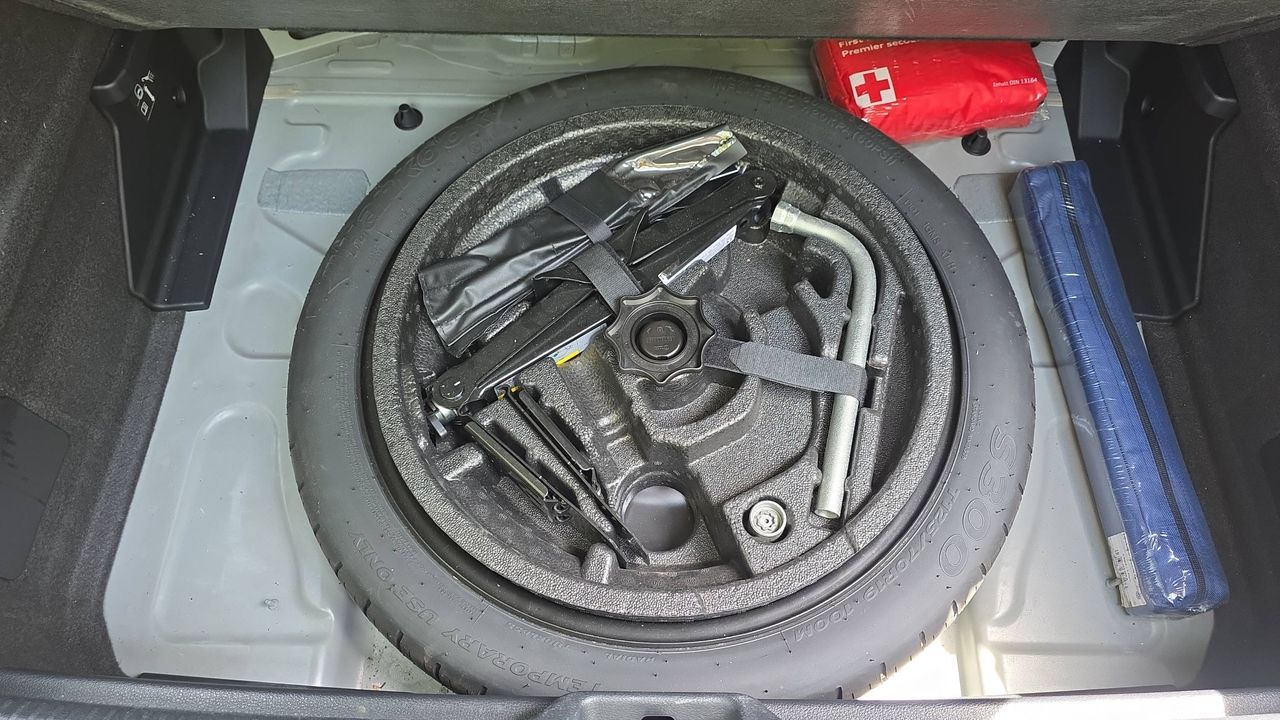Photo de la roue de secours 1
