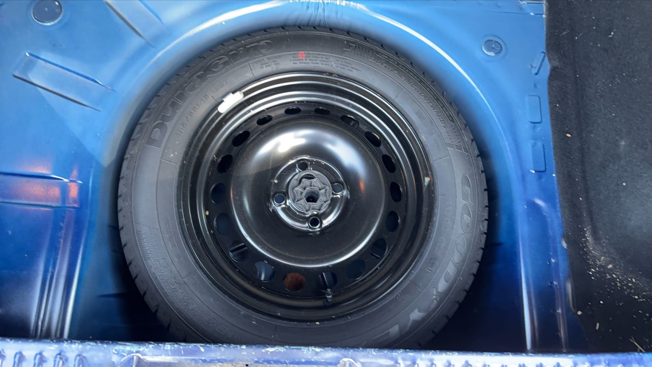 Photo de la roue de secours 1