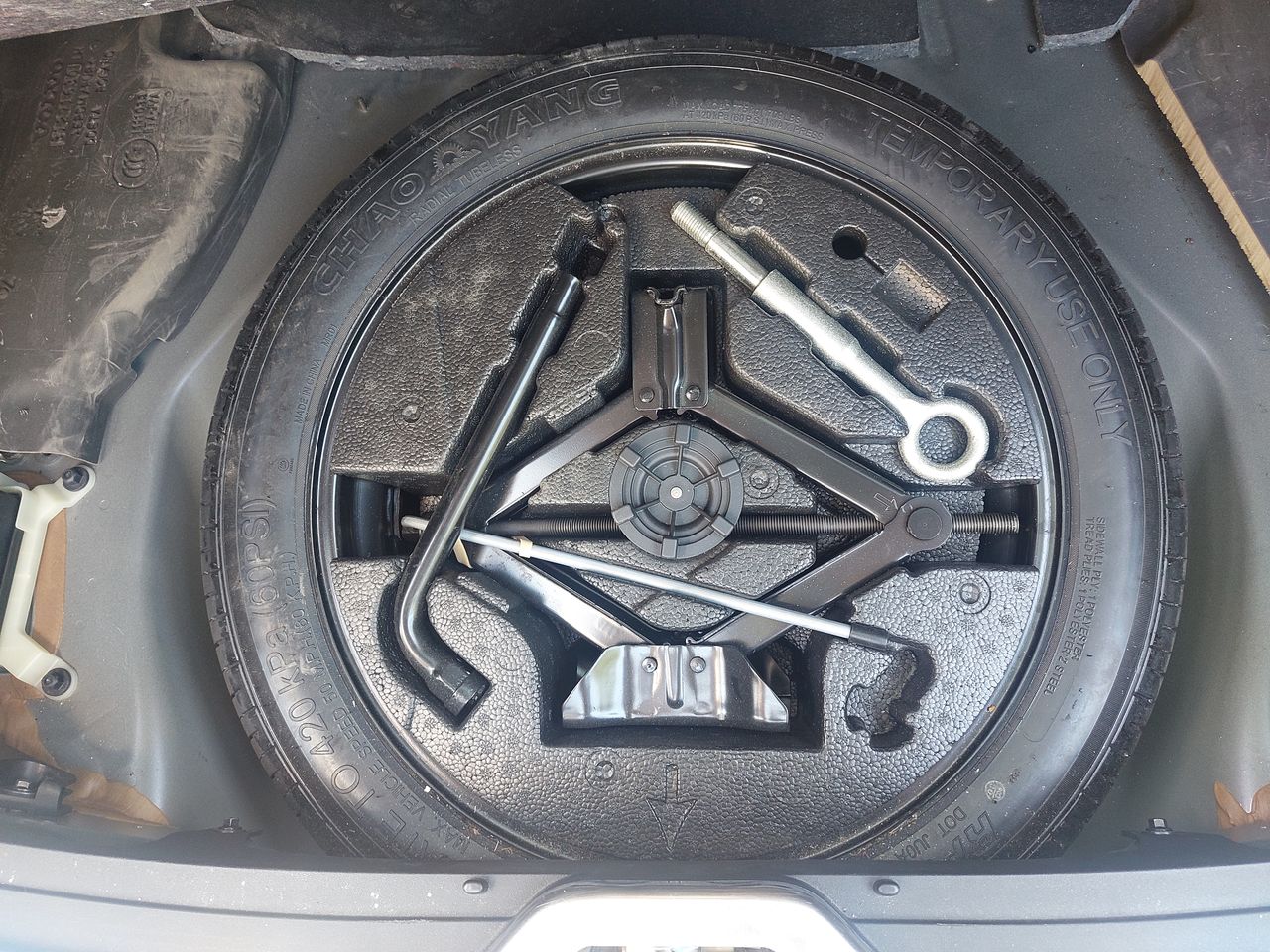 Photo de la roue de secours 1