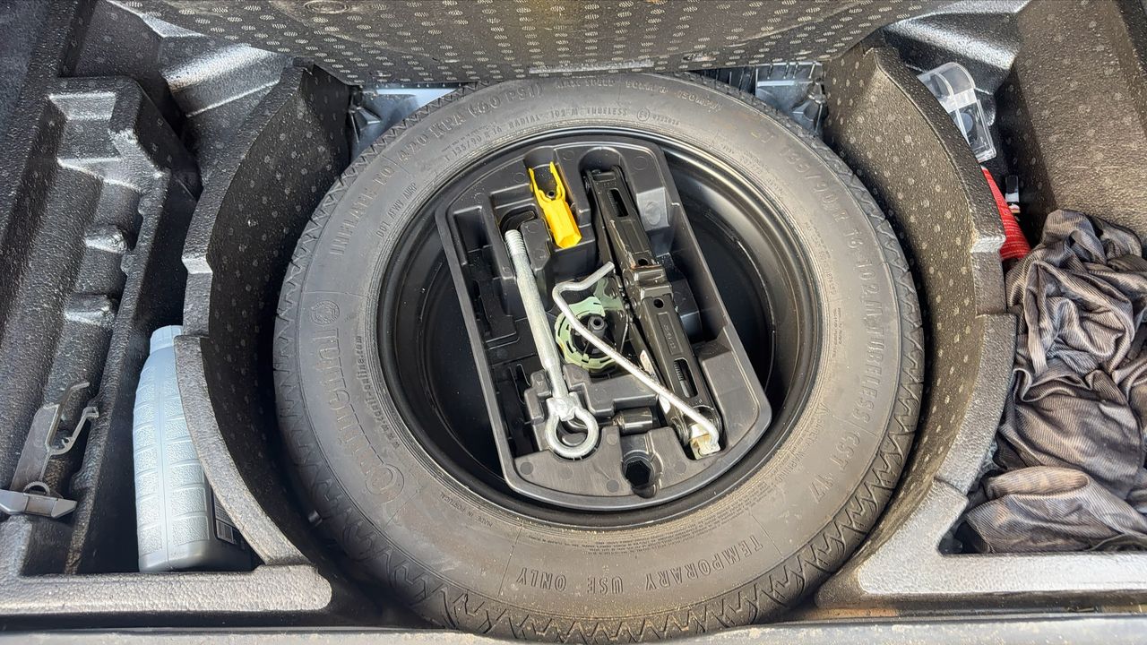 Photo de la roue de secours 1