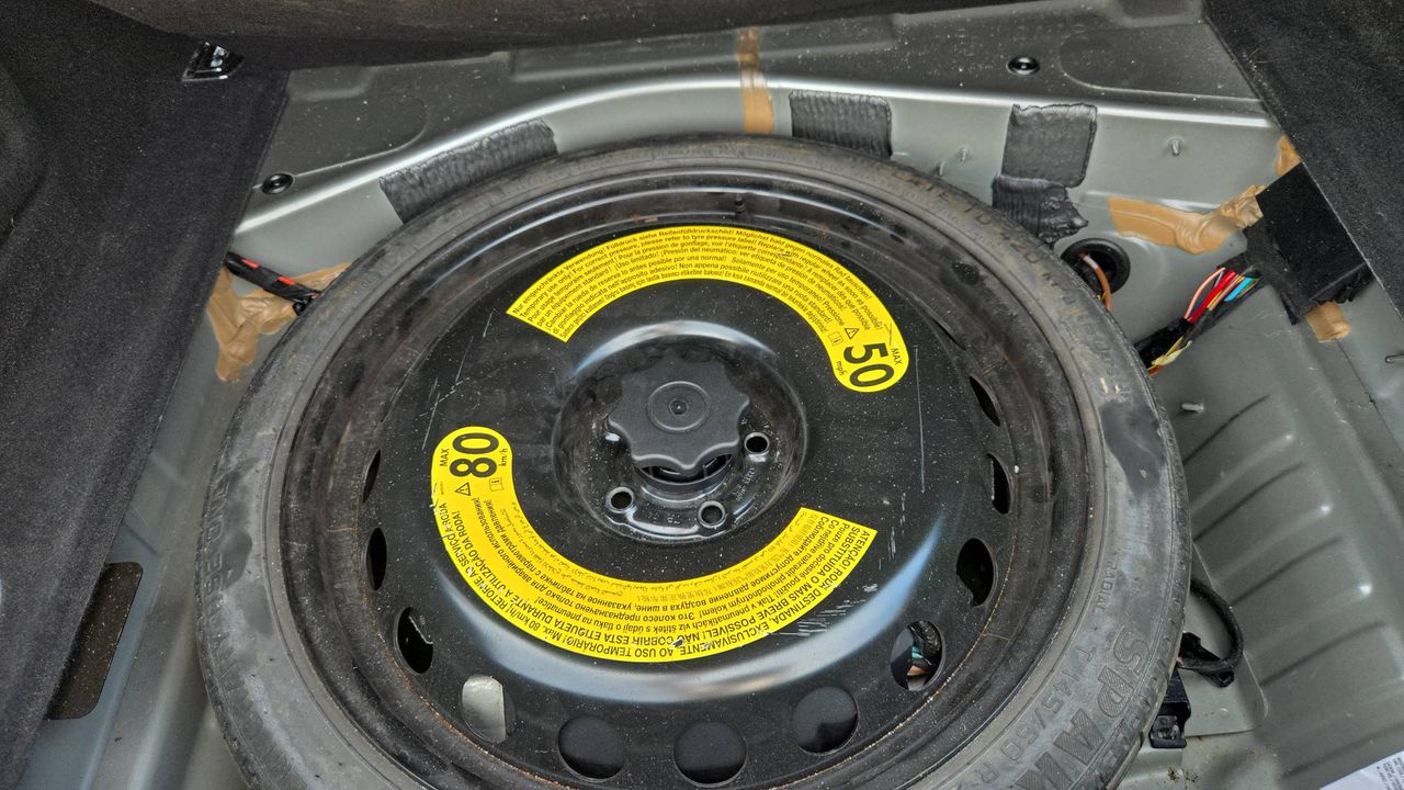 Photo de la roue de secours 1