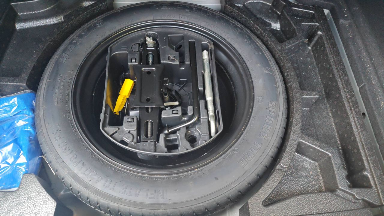Photo de la roue de secours 1