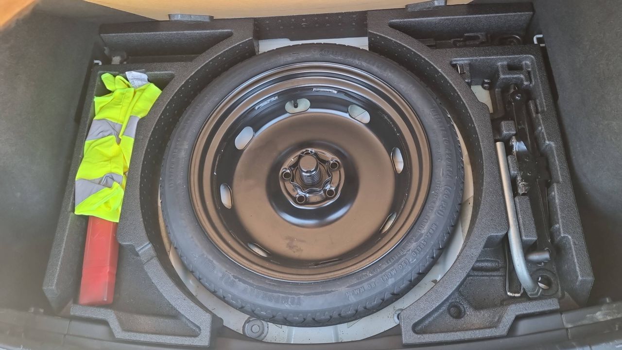 Photo de la roue de secours 1