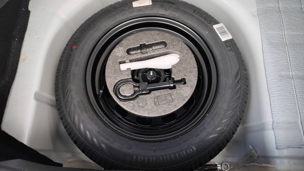Photo de la roue de secours 1