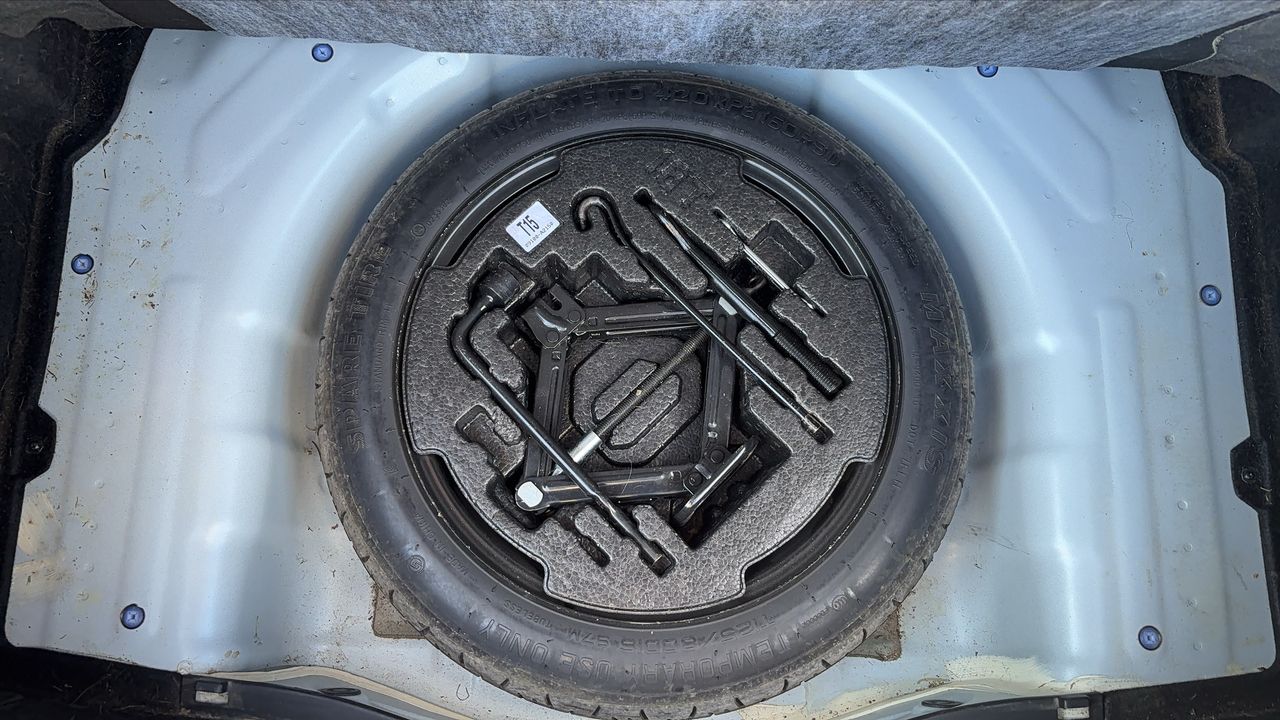 Photo de la roue de secours 1