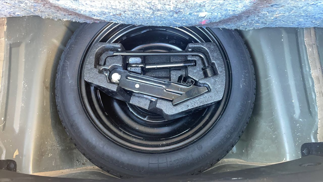 Photo de la roue de secours 1