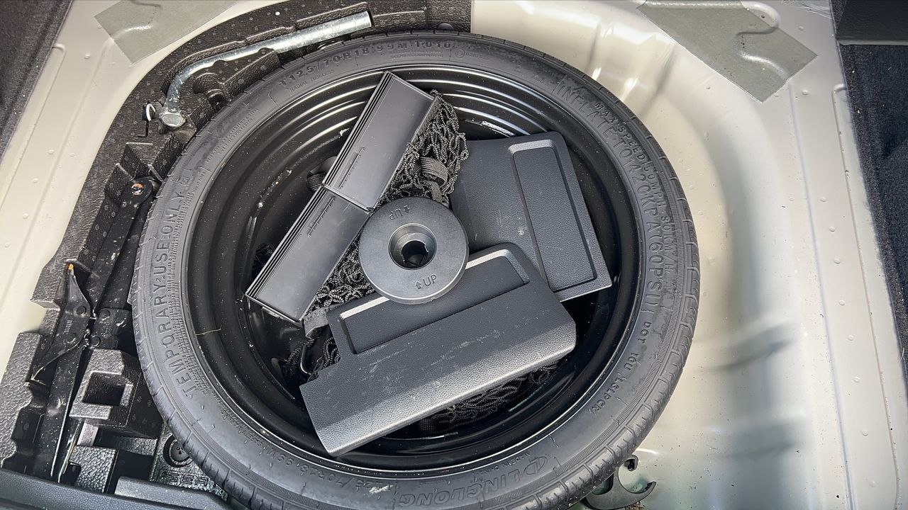 Photo de la roue de secours 1
