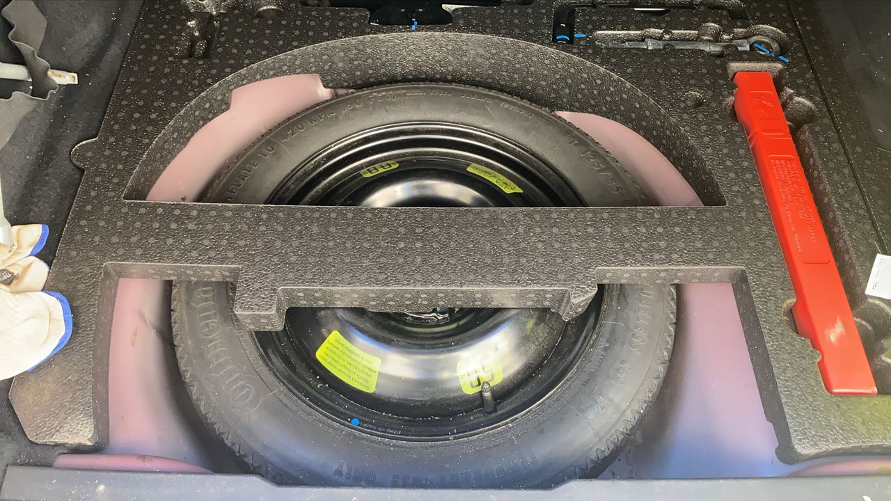 Photo de la roue de secours 1