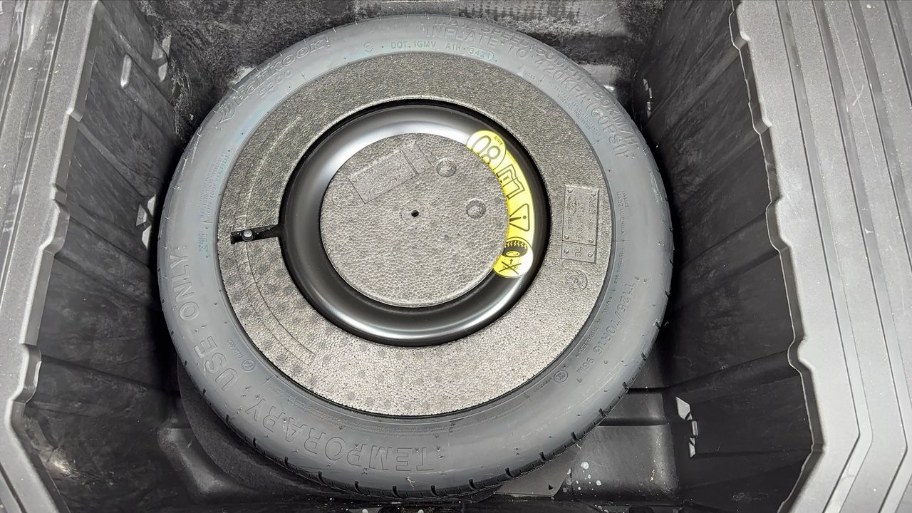 Photo de la roue de secours 1