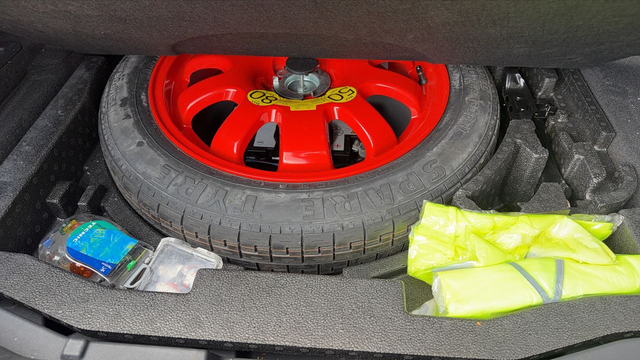 Photo de la roue de secours 1