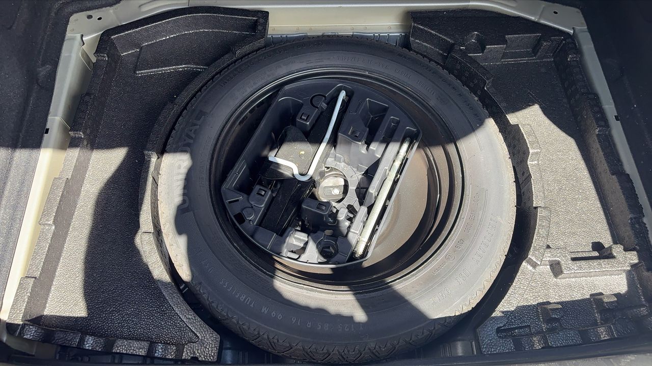 Photo de la roue de secours 1