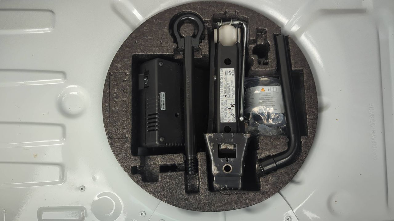 Photo de la roue de secours 1