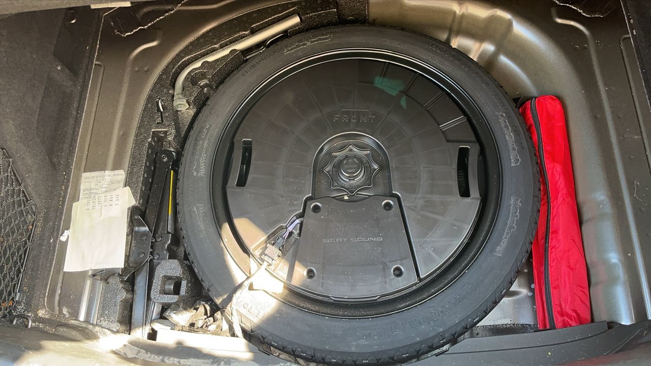 Photo de la roue de secours 1
