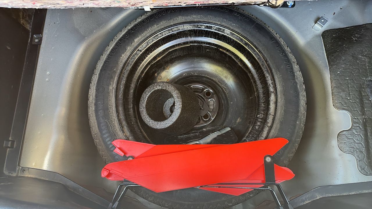 Photo de la roue de secours 1