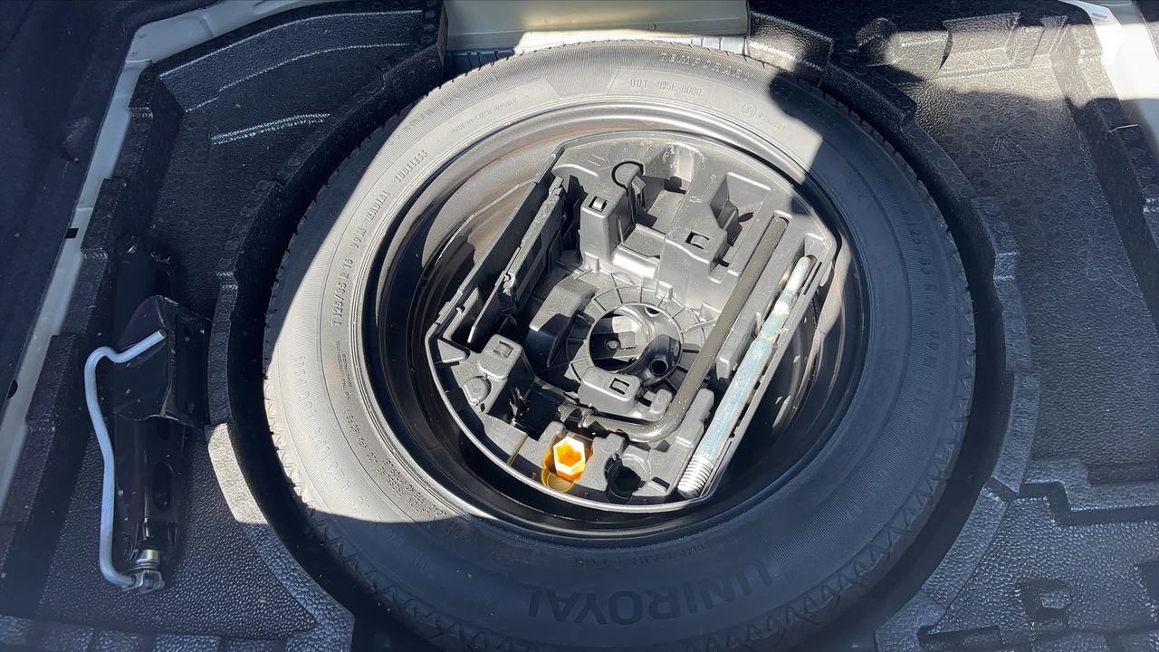 Photo de la roue de secours 1