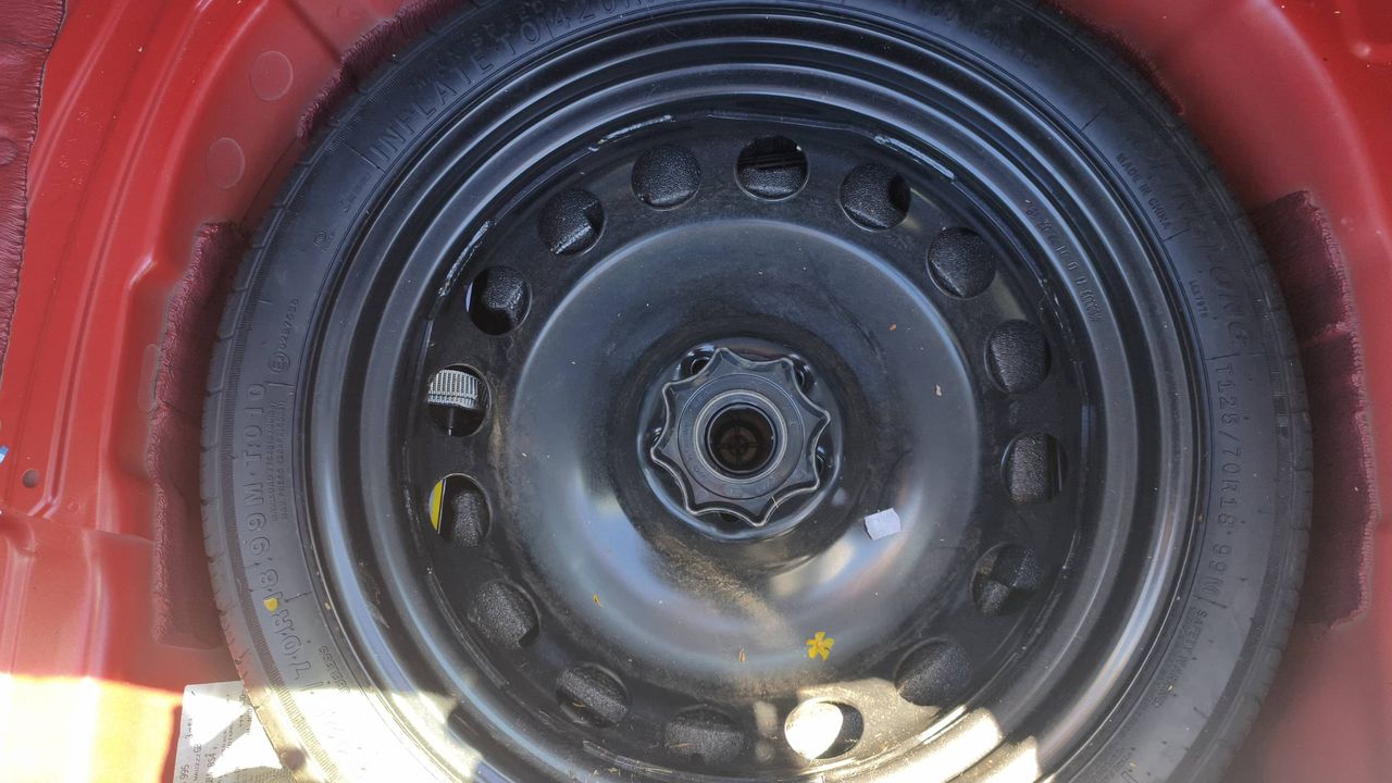 Photo de la roue de secours 1