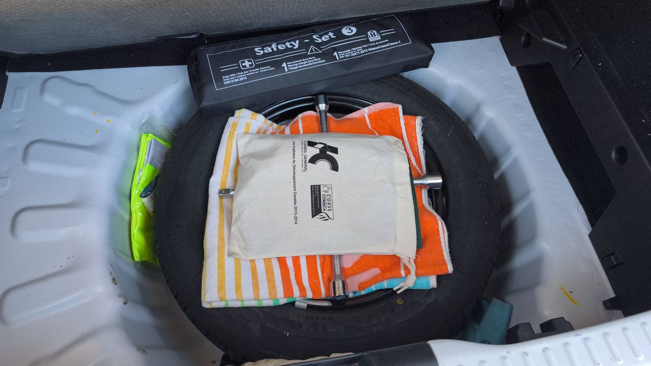 Photo de la roue de secours 1