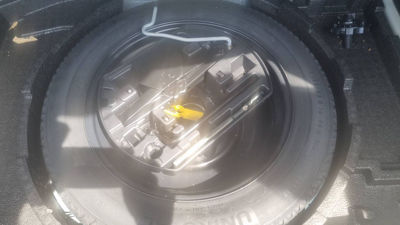 Photo de la roue de secours 1