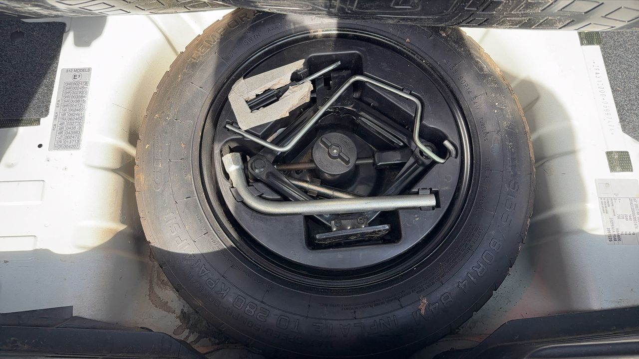 Photo de la roue de secours 1