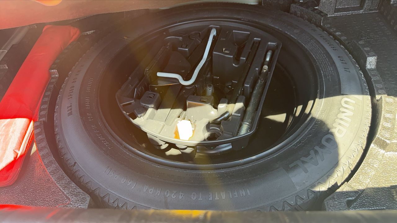 Photo de la roue de secours 1