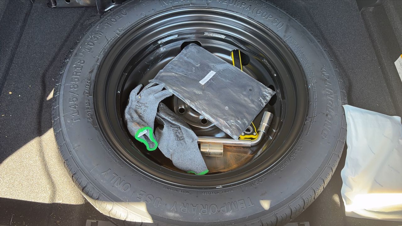 Photo de la roue de secours 1