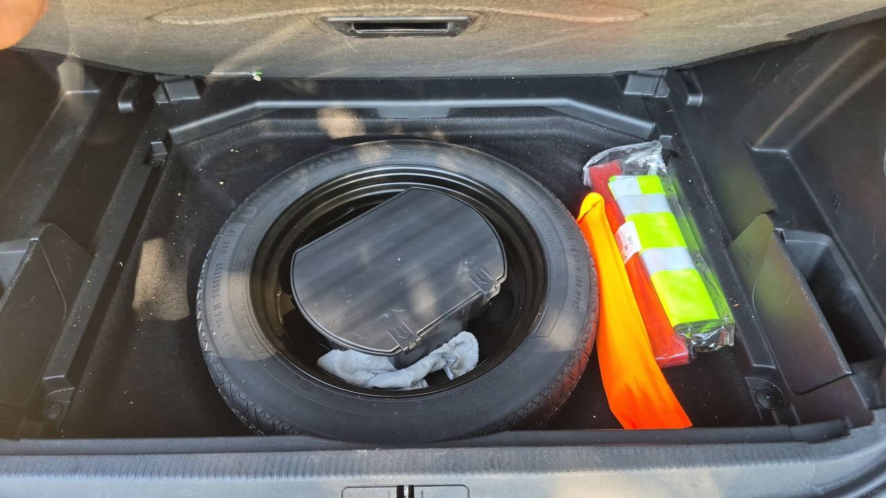 Photo de la roue de secours 1