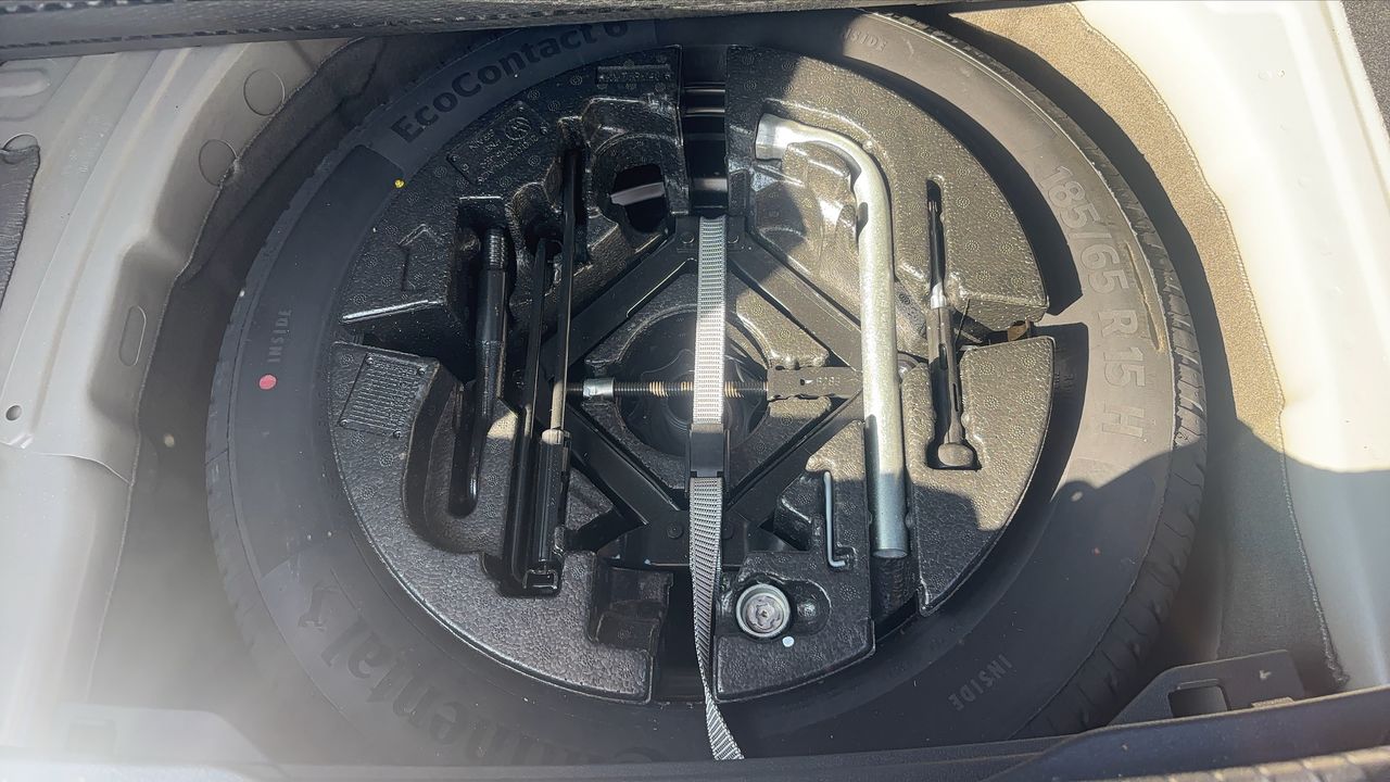 Photo de la roue de secours 1