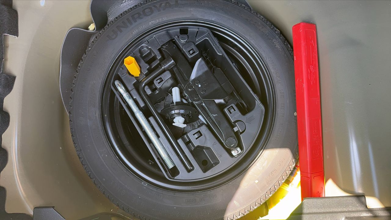 Photo de la roue de secours 1