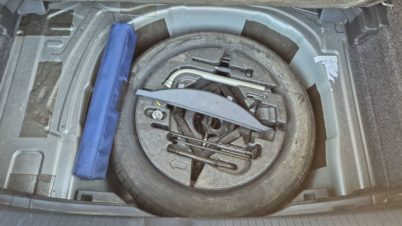 Photo de la roue de secours 1